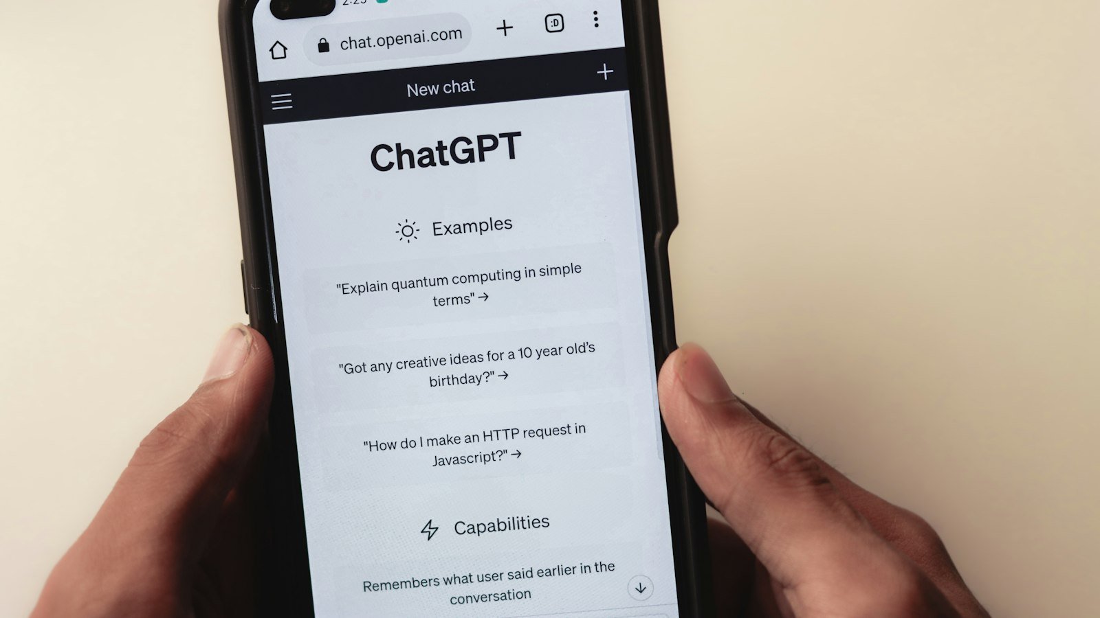 Assistentes de IA por SMS: como os novos agentes automatizam tarefas sem apps