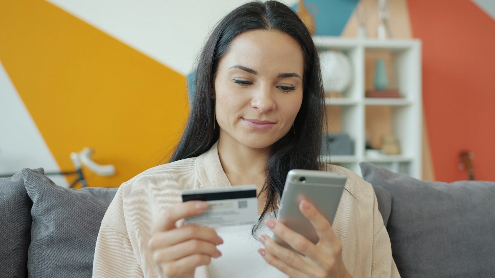 Magalu entra na Shopee para ampliar vendas e explorar social commerce